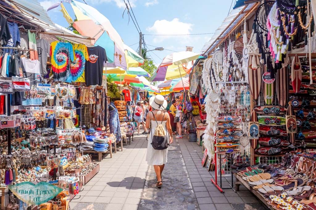 Leisure Day – Shopping & Beaches